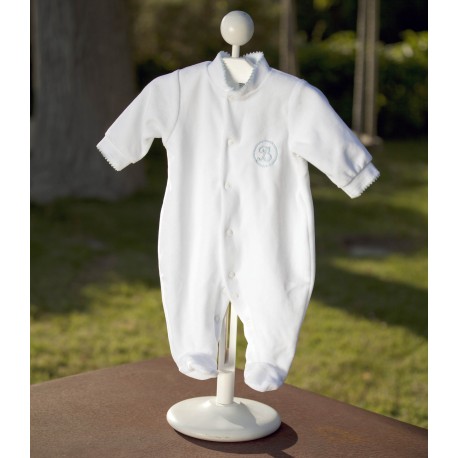 Pijama blanco con azul